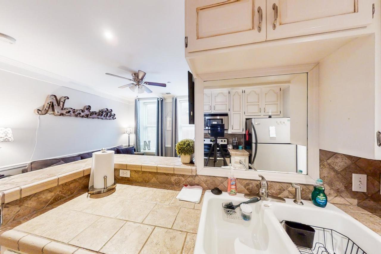 Polk 401 Apartment Нашвил Екстериор снимка